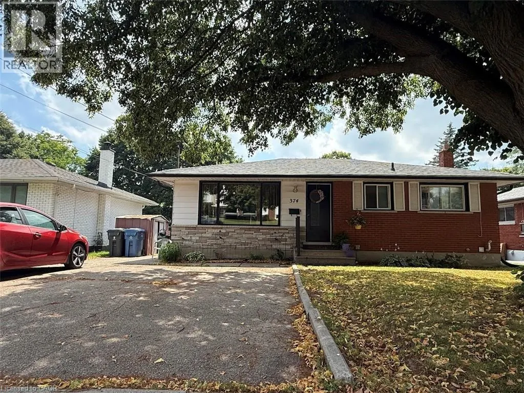374 VICTORIA Road N