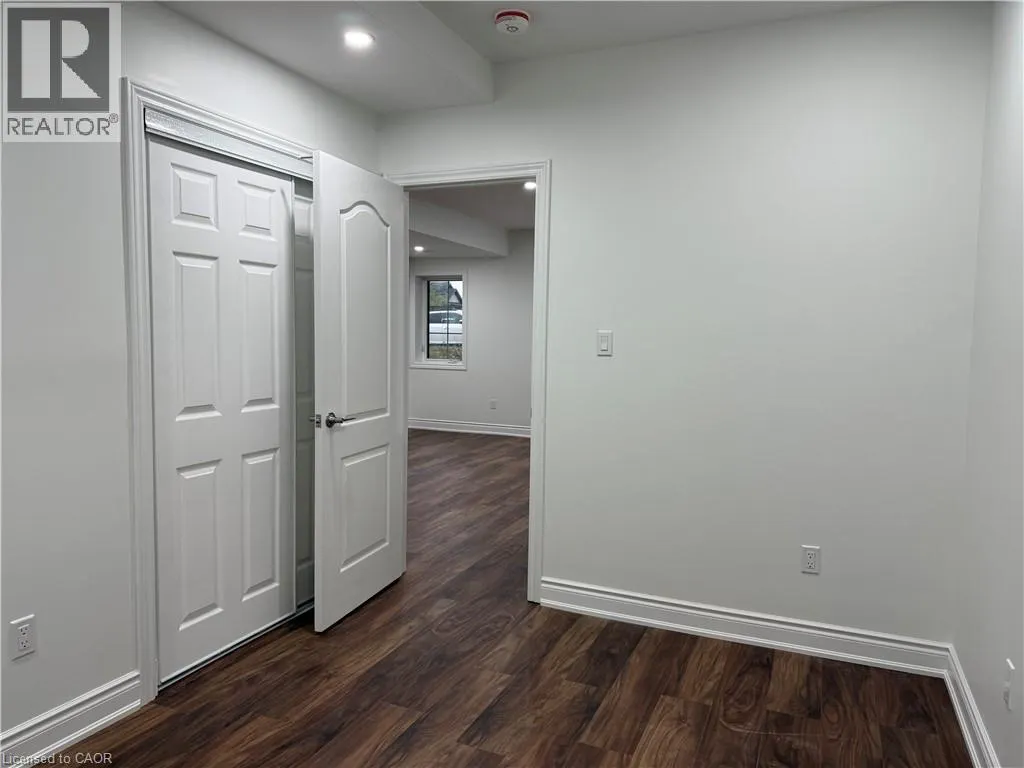 685 THOMAS SLEE Drive Unit# Basement, #Basement