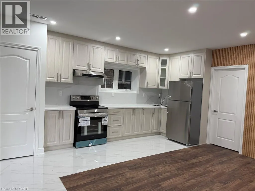 685 THOMAS SLEE Drive Unit# Basement, #Basement