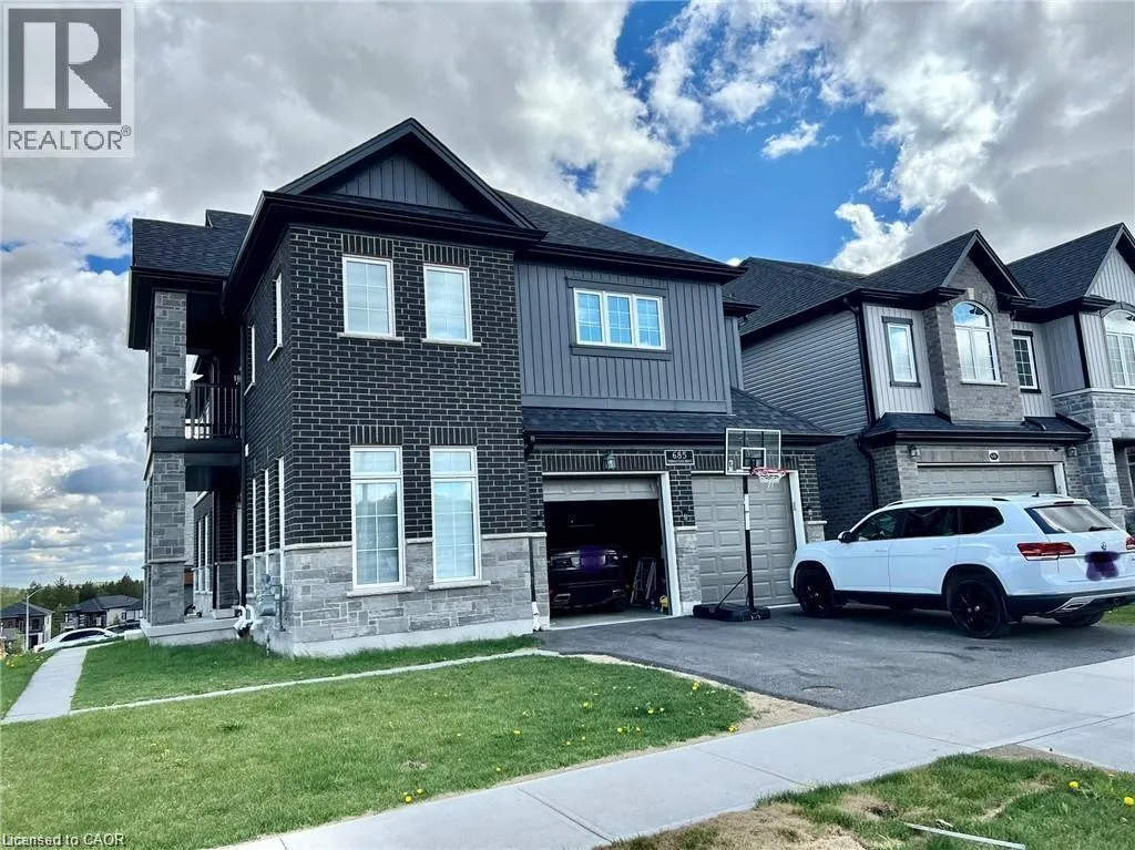685 THOMAS SLEE Drive Unit# Basement, #Basement