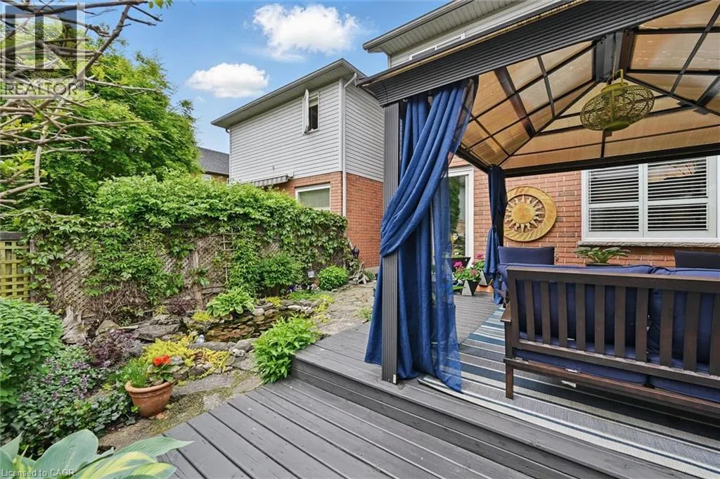 62 VALRIDGE Drive
