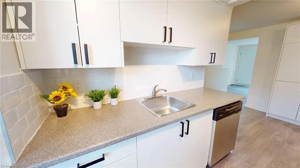 280 THALER Avenue Unit# 14, #14