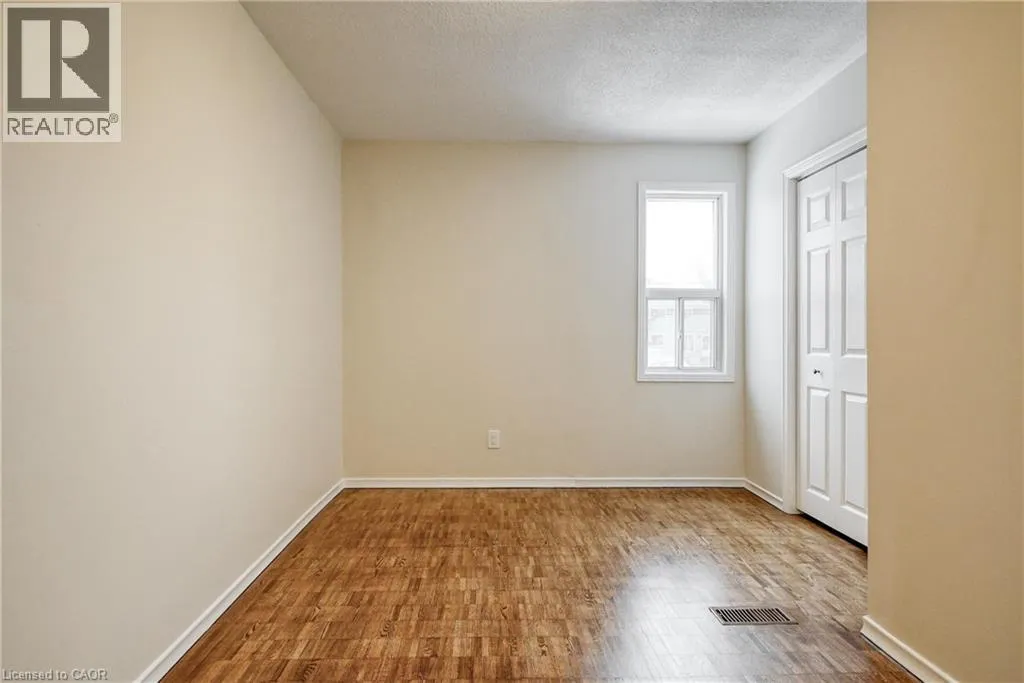113 BEVERLY Street Unit# MAIN FLOOR, #MAIN FLOOR
