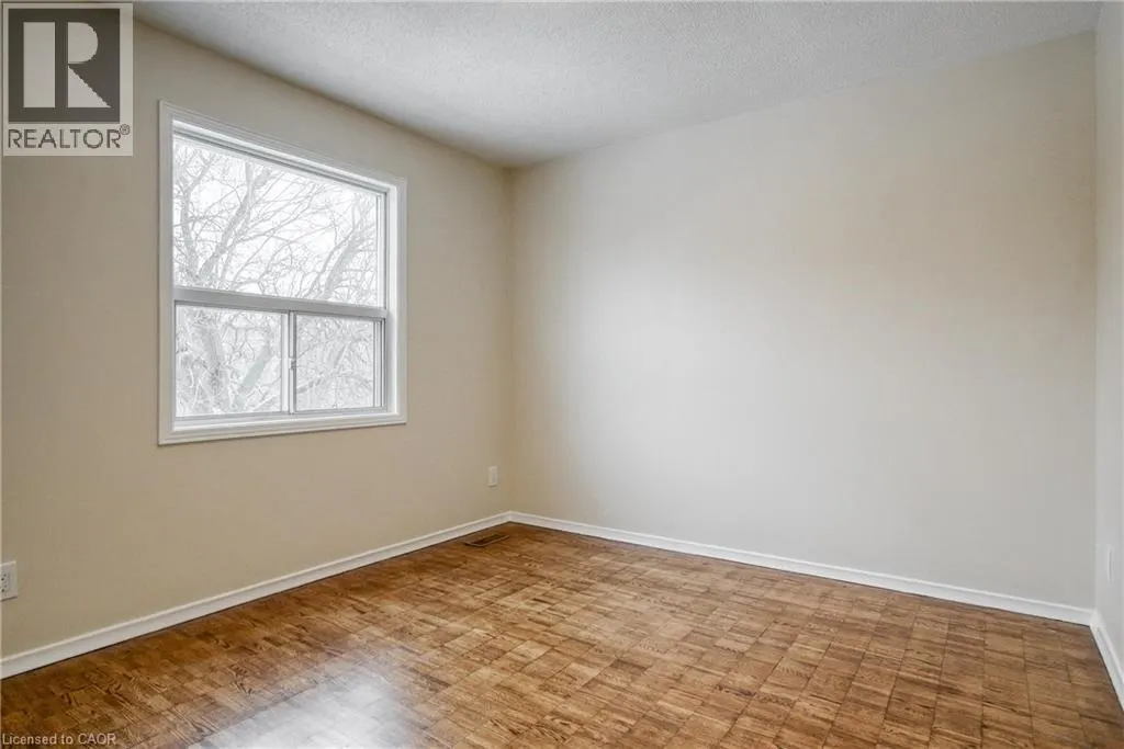 113 BEVERLY Street Unit# MAIN FLOOR, #MAIN FLOOR