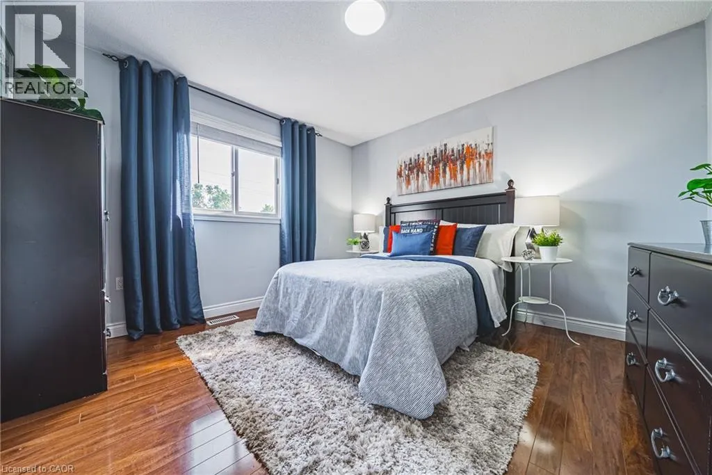 176 HIGHLAND Road W
