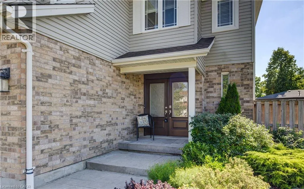 21 SCHNELLER Court