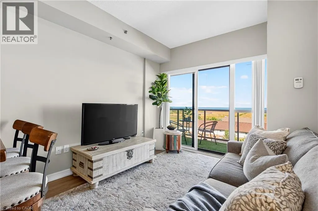 560 NORTH SERVICE Road Unit# 505, #505