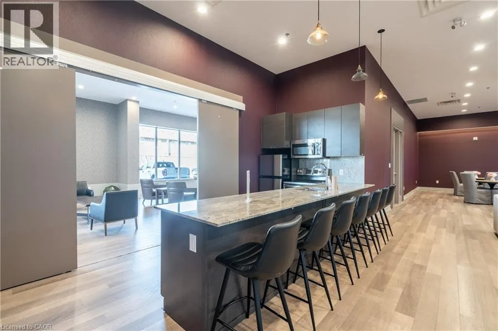 560 NORTH SERVICE Road Unit# 505, #505