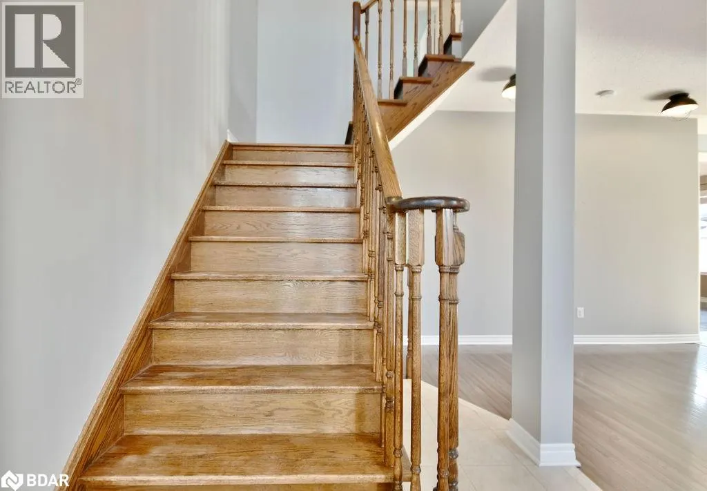166 SUCCESSION Crescent