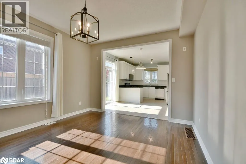 166 SUCCESSION Crescent