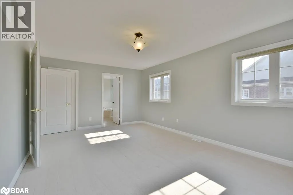 166 SUCCESSION Crescent
