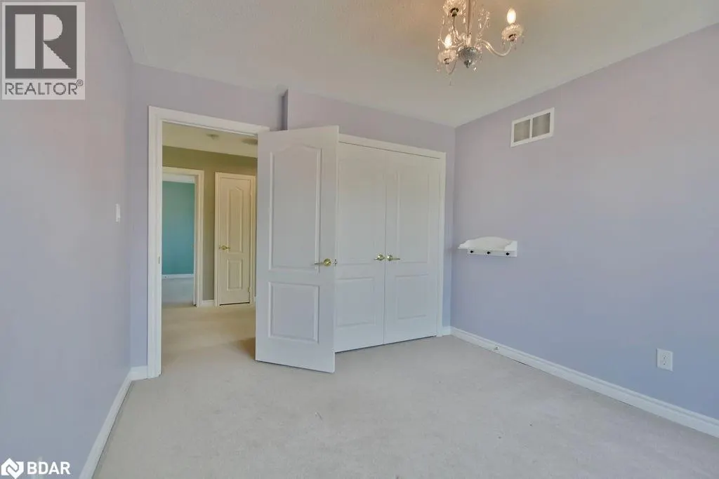 166 SUCCESSION Crescent