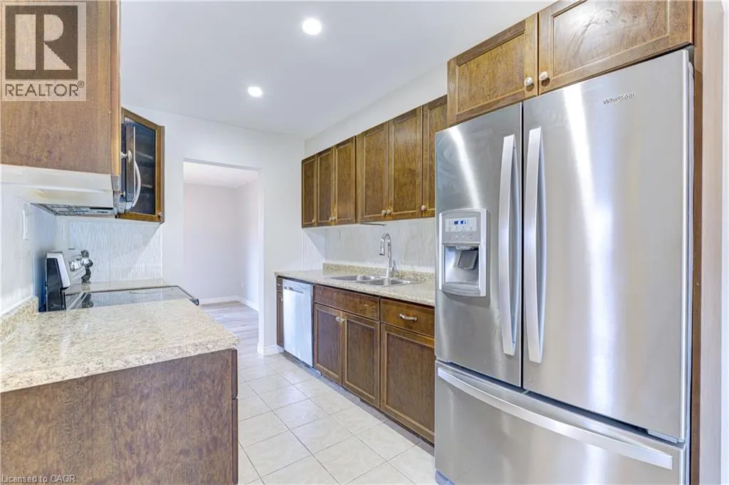 3045 DRIFTWOOD Drive