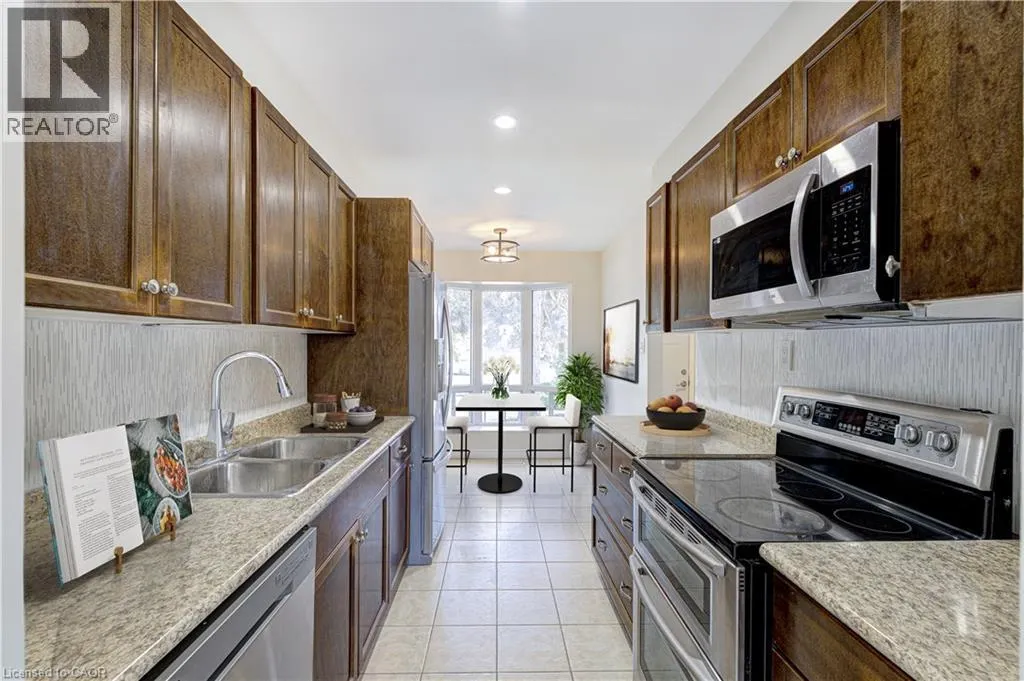 3045 DRIFTWOOD Drive