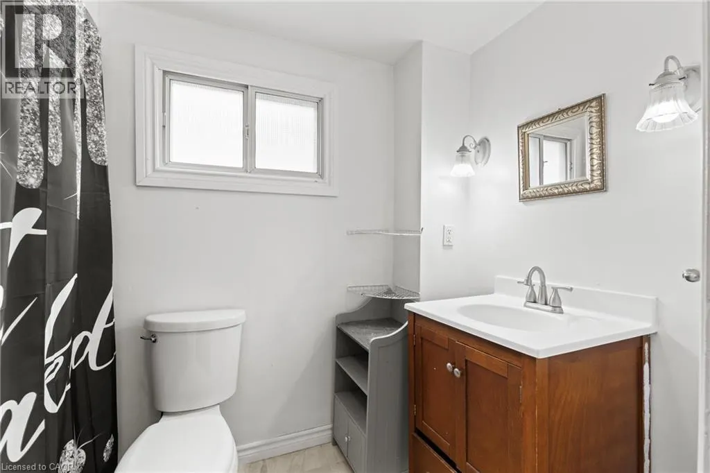 223 EAST 8TH Street