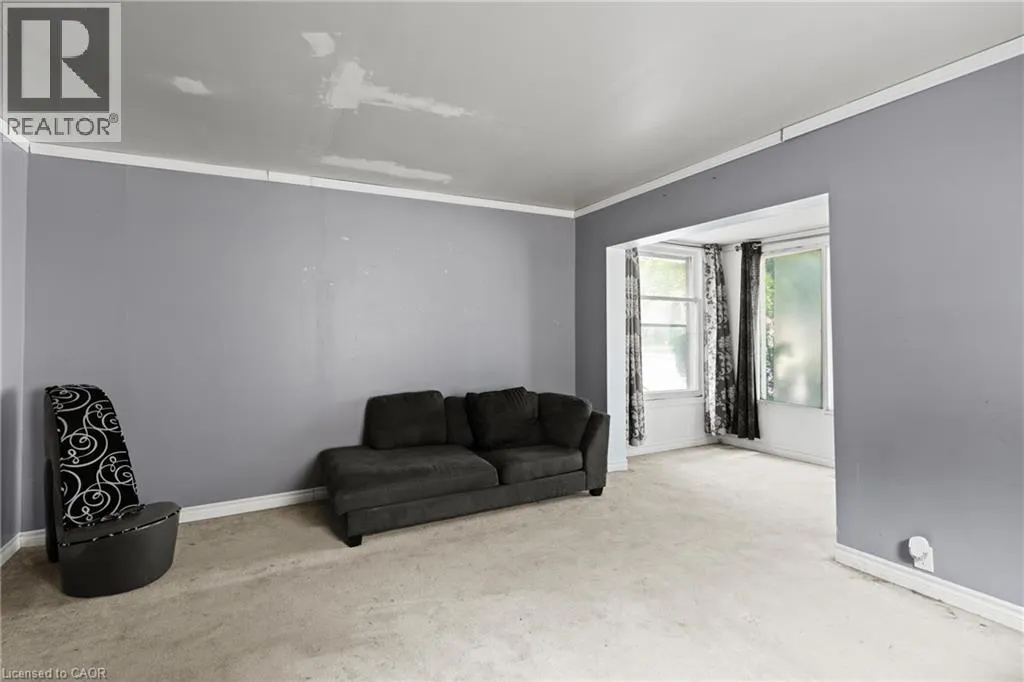 223 EAST 8TH Street