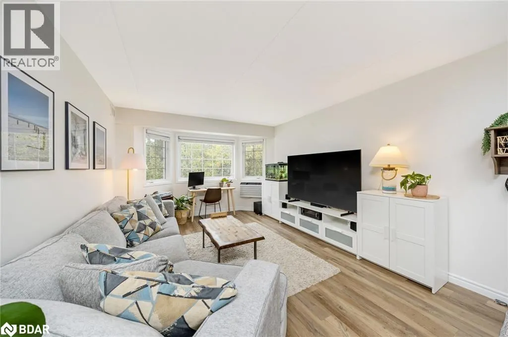 264 ALMA Street Unit# 203, #203