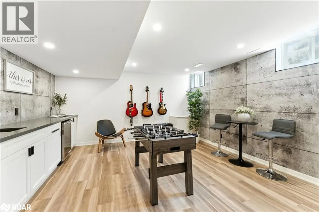 618 EDEN Place