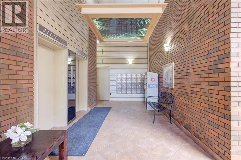 222 JACKSON Street W Unit# 1406, #1406