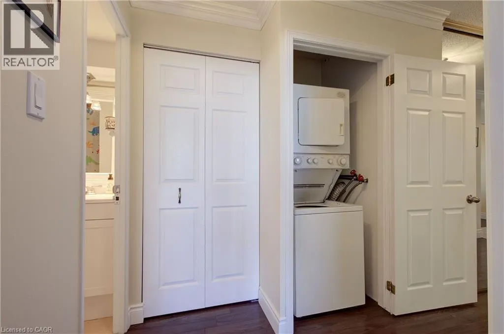 222 JACKSON Street W Unit# 1406, #1406
