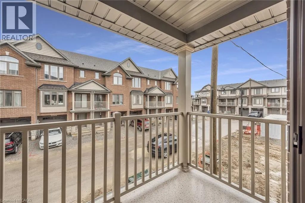 19 PICARDY Drive Unit# 32, #32