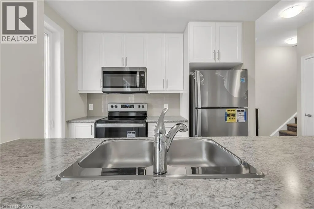 19 PICARDY Drive Unit# 32, #32
