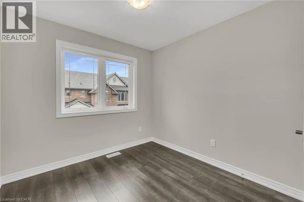19 PICARDY Drive Unit# 32, #32