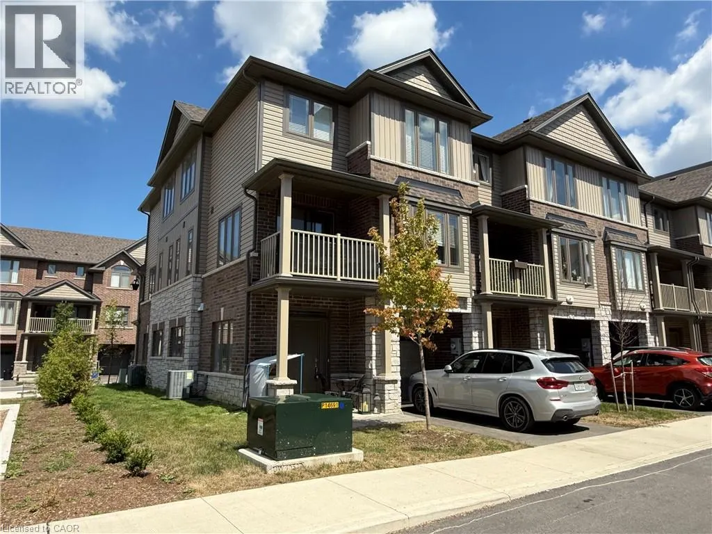 19 PICARDY Drive Unit# 32, #32