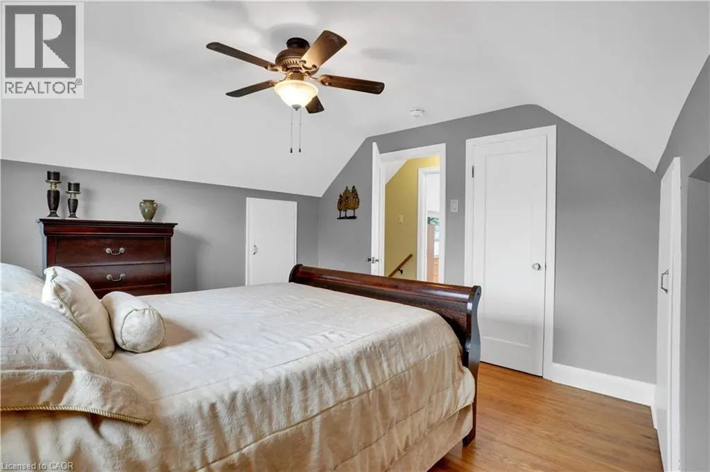 142 LANCASTER Street W