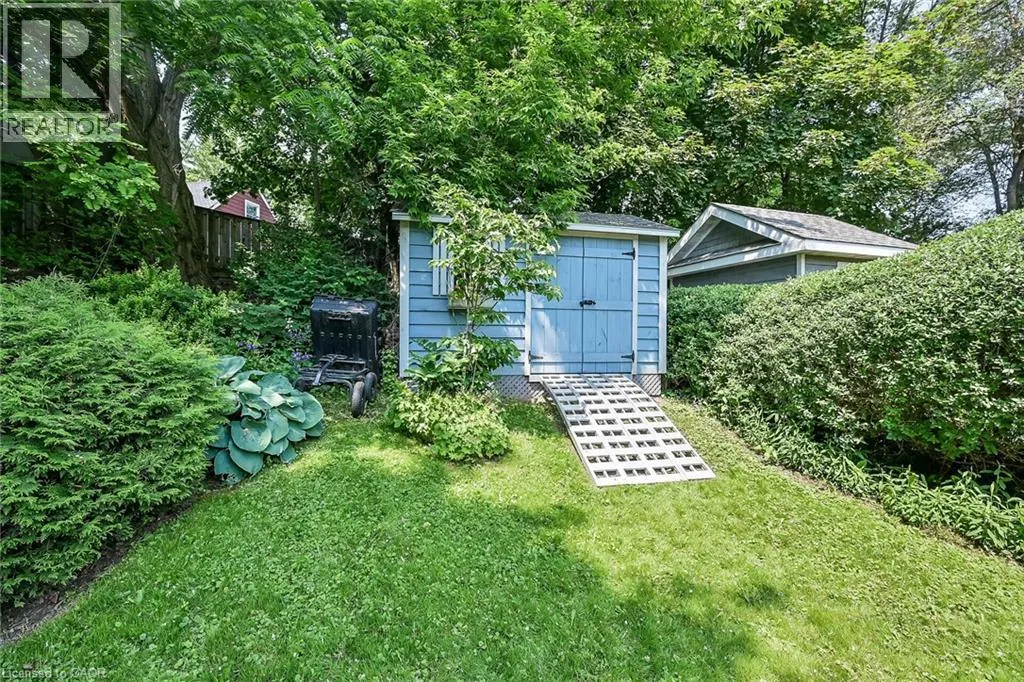 304 GLENHOLME Avenue