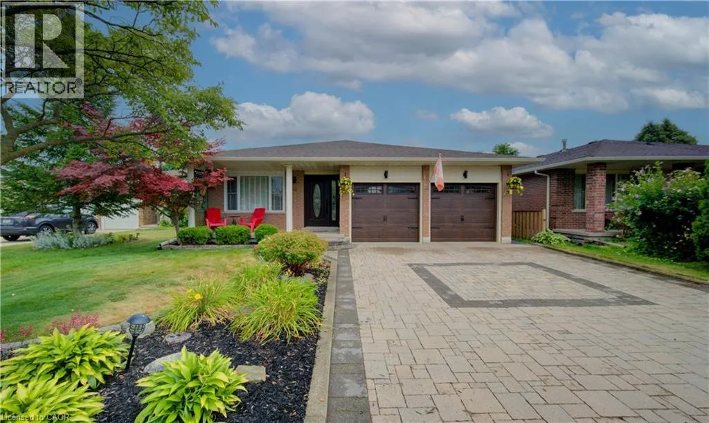 12 MCCABE Court