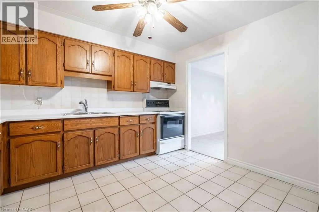 386 HIGHWAY 8 Unit# 205, #205