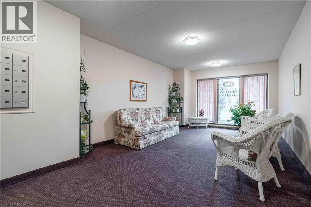 386 HIGHWAY 8 Unit# 205, #205