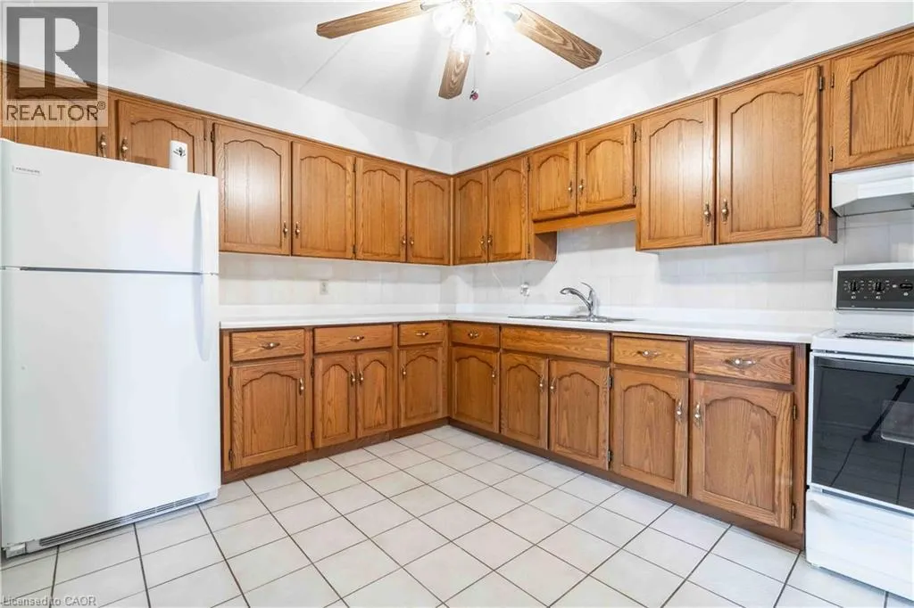 386 HIGHWAY 8 Unit# 205, #205