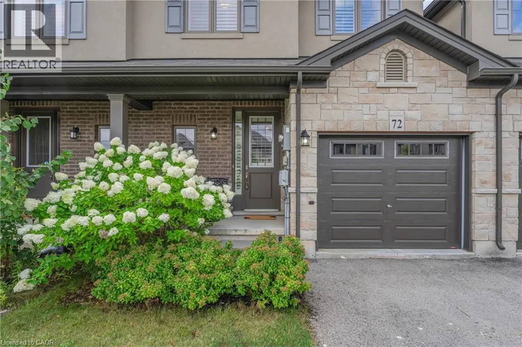 72 DODMAN Crescent