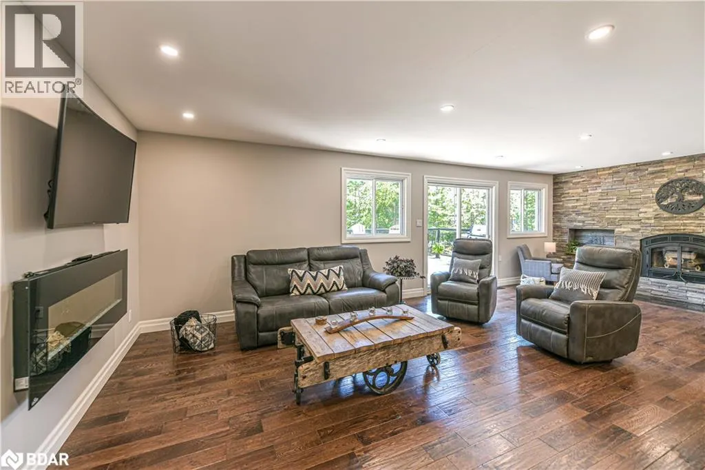 3193 MUSKOKA Street