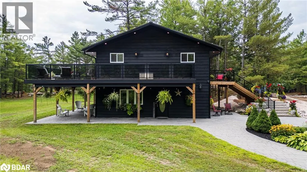 3193 MUSKOKA Street