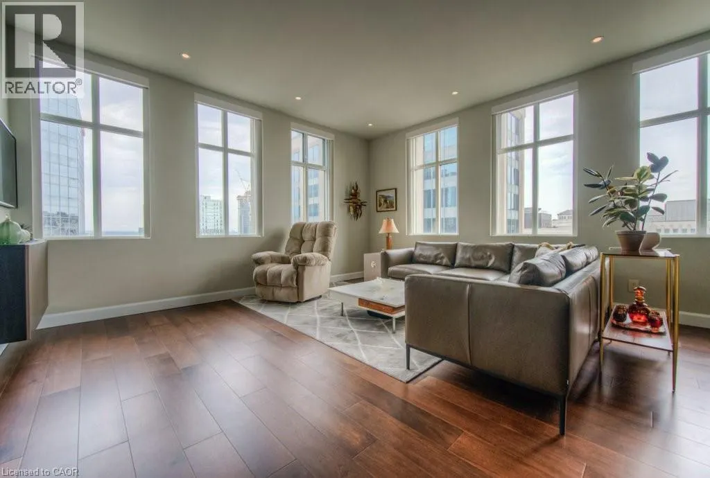 36 JAMES Street S Unit# 1102, #1102