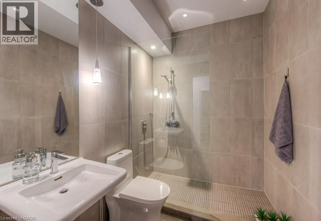 36 JAMES Street S Unit# 1102, #1102