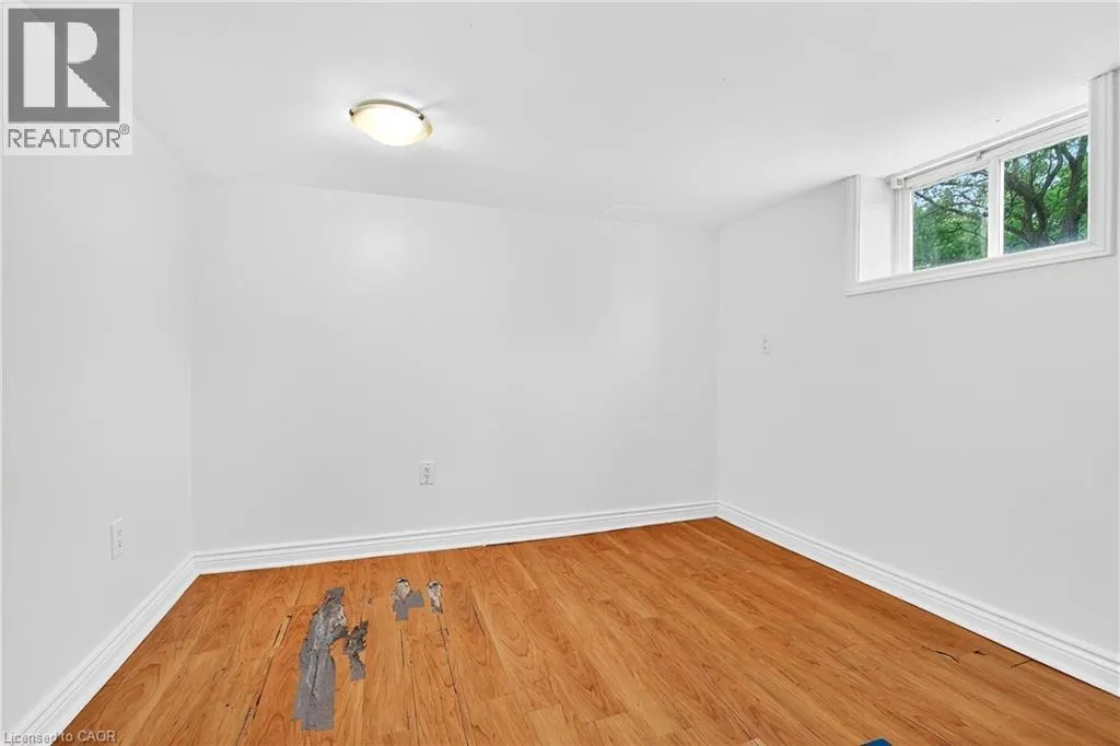 17 WEST 3RD Street