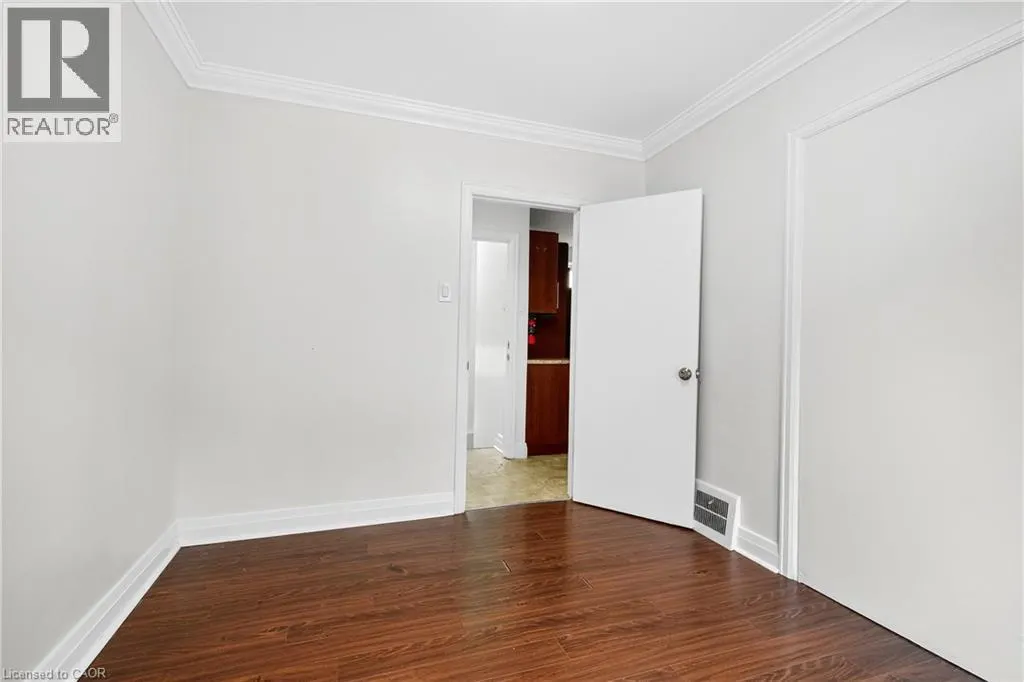 17 WEST 3RD Street