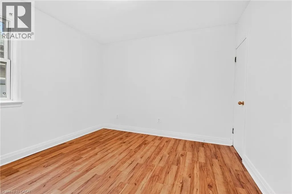 17 WEST 3RD Street