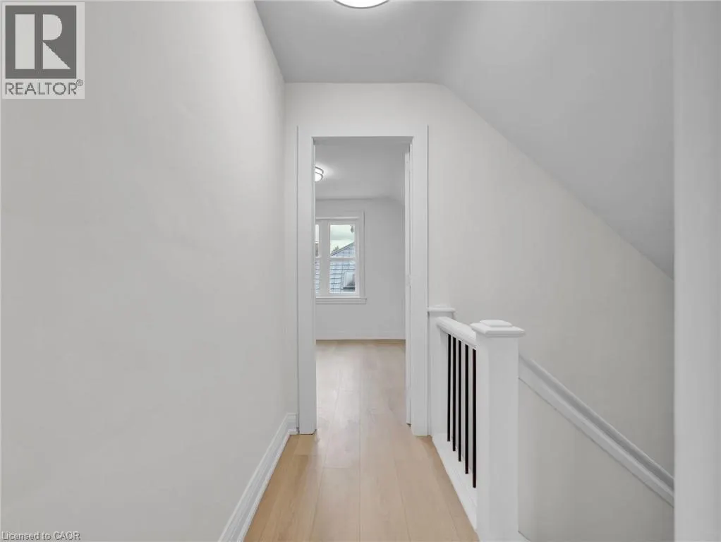 880 GARTH Street