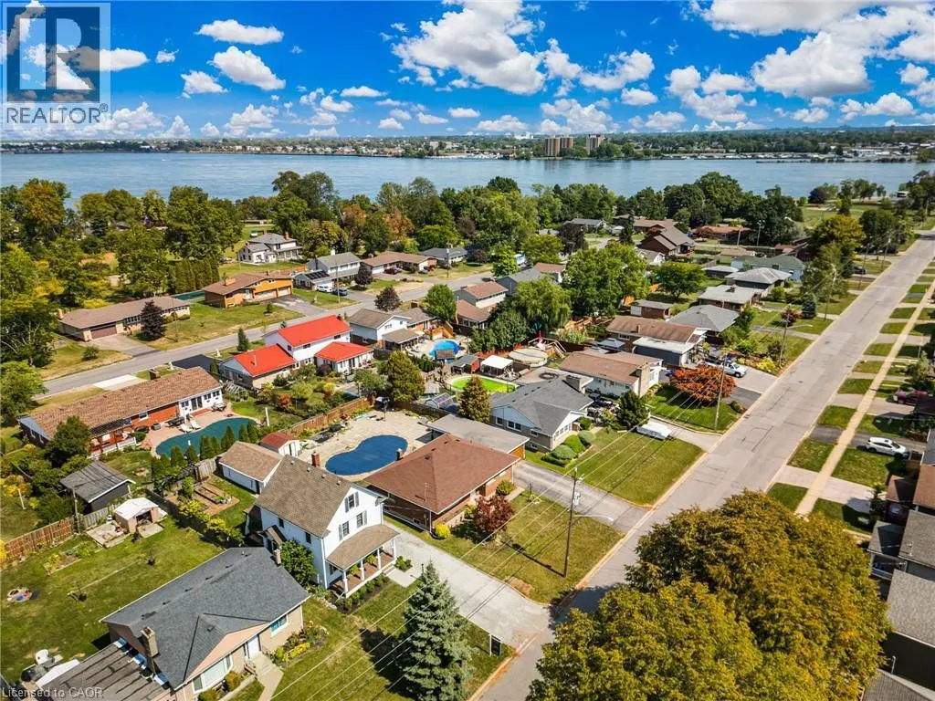 246 BOWEN Road