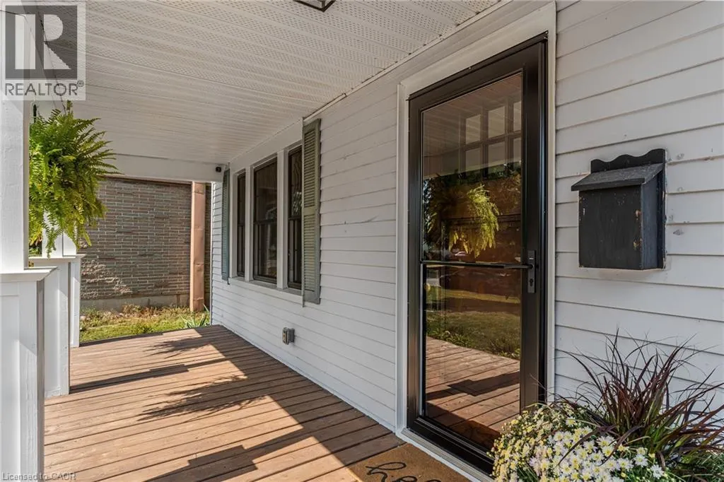246 BOWEN Road
