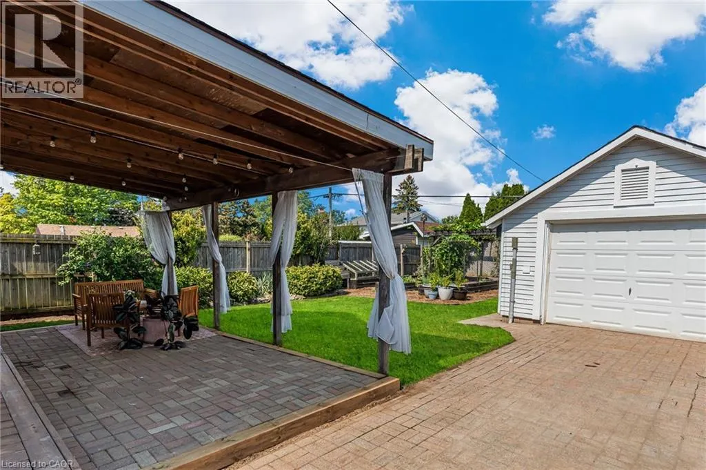 246 BOWEN Road