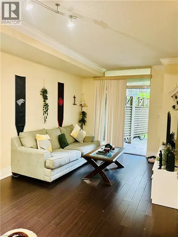 3880 DUKE OF YORK Boulevard Unit# 202, #202