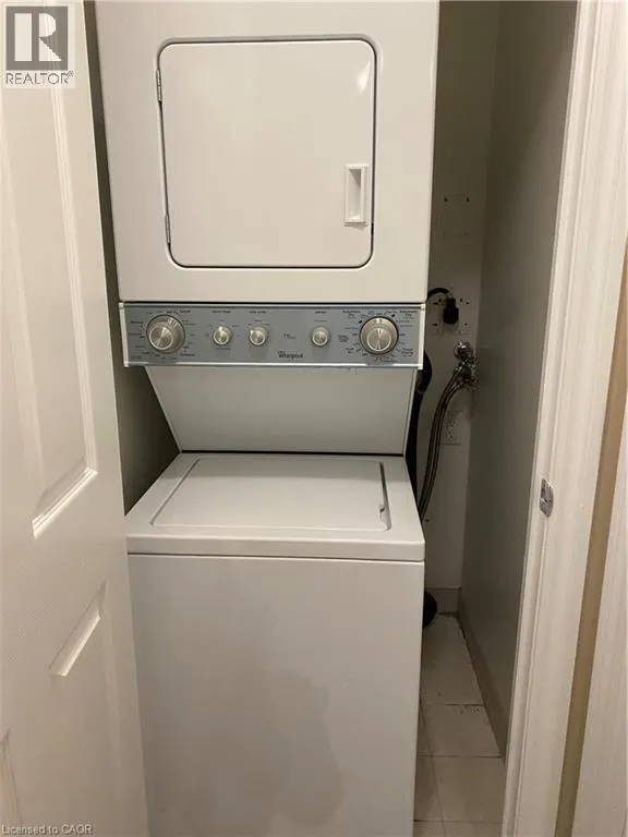 3880 DUKE OF YORK Boulevard Unit# 202, #202