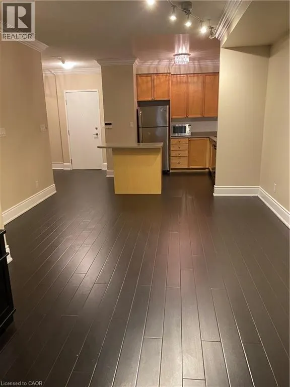 3880 DUKE OF YORK Boulevard Unit# 202, #202