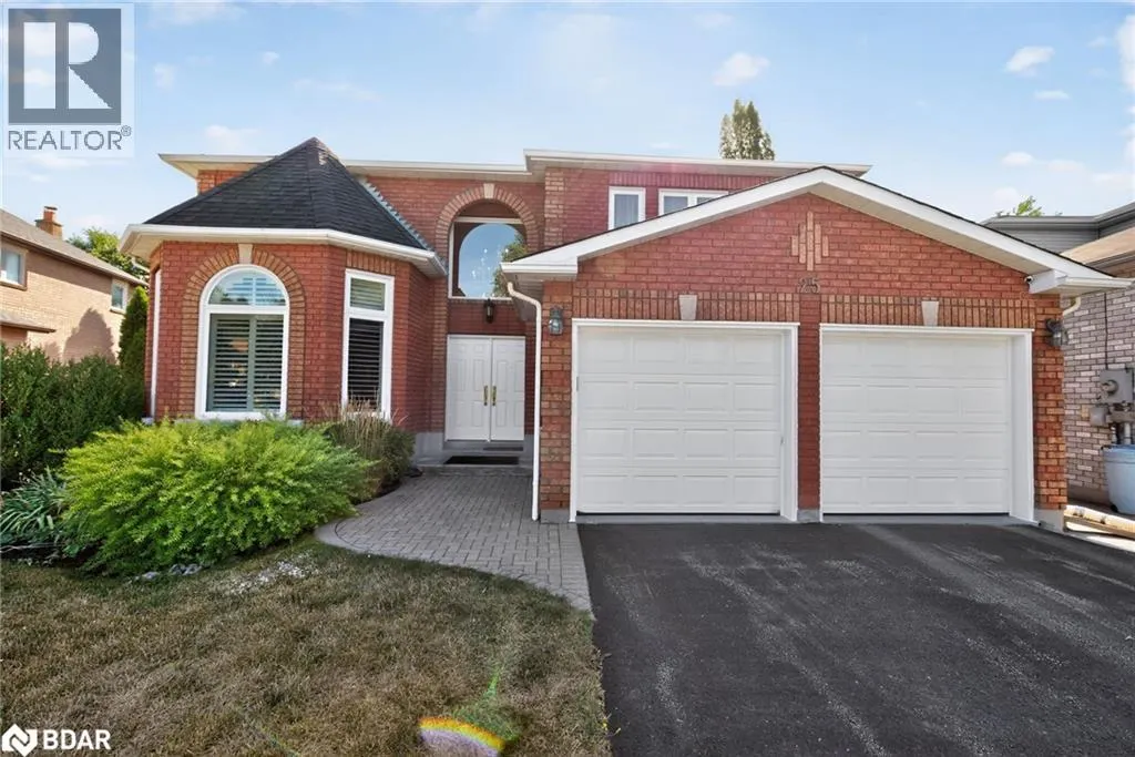 25 BRUNTON Crescent